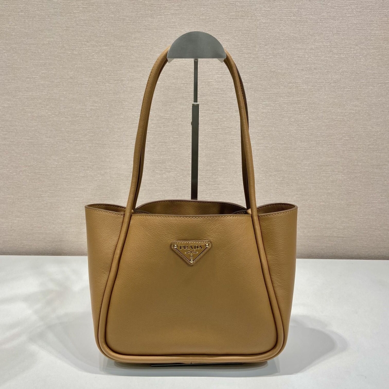 Pra*a bucket bags
